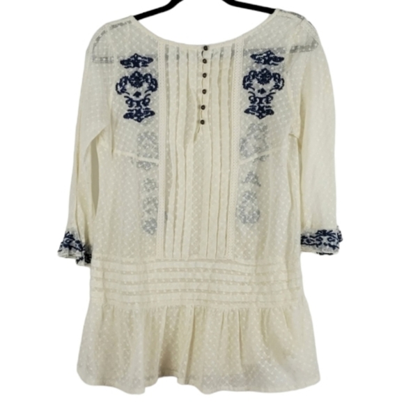 FREE PEOPLE Peplum White Lace Top Blue Embroidery Size Small - Picture 4 of 9